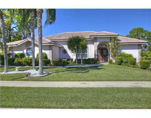 3744 Surrey Ln., Sarasota, FL 34235