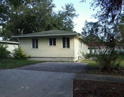 1923 32nd St., Sarasota, FL 34234