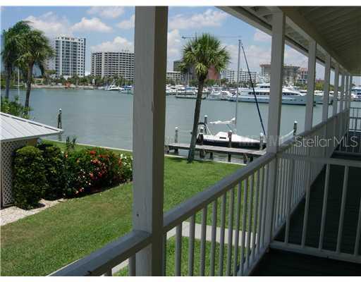 522 Golden Gate Point #6, Sarasota, FL 34236