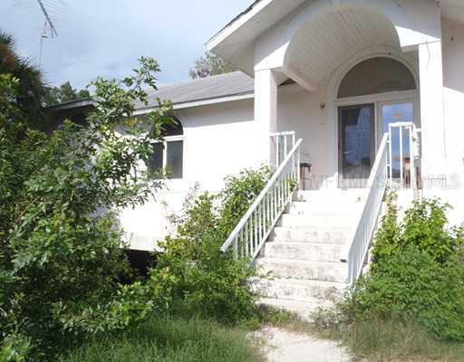 402 Burch Ave., Nokomis, FL 34275