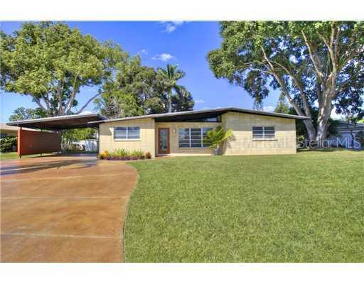 2625 Sunnybrook Dr., Sarasota, FL 34239