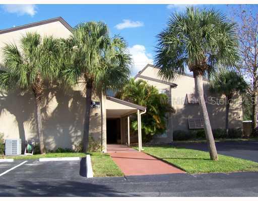 7287 Cloister Dr. #224, Sarasota, FL 34231