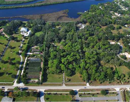 2212 57th St Rd., Bradenton, FL 34208