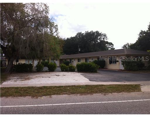 6359 Gateway Ave. #F, Sarasota, FL 34231