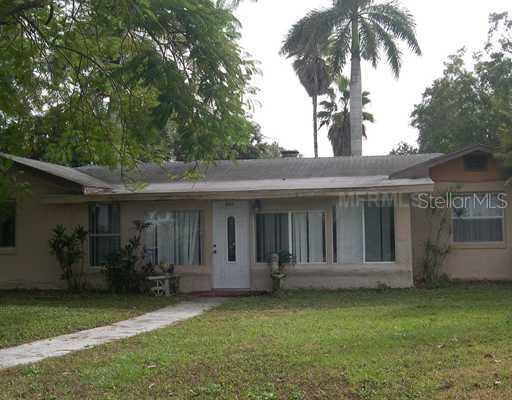 902 Riverside Dr., Bradenton, FL 34208