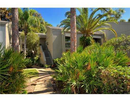 207 Woodland Dr., Osprey, FL 34229