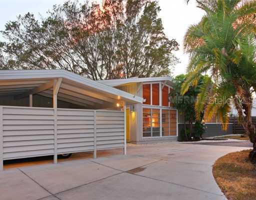 2764 Valencia Dr., Sarasota, FL 34239