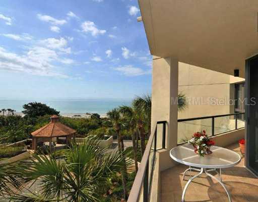 1211 Gulf Of Mexico Dr. #208, Longboat Key, FL 34228