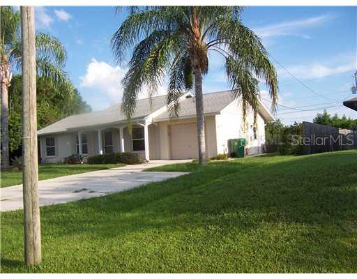 10471 Waterford Ave, Englewood, FL 34224