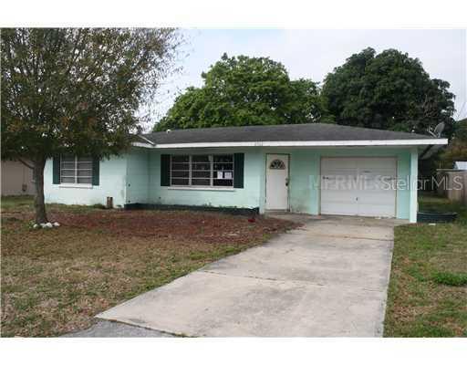 4702 20th St., Bradenton, FL 34207