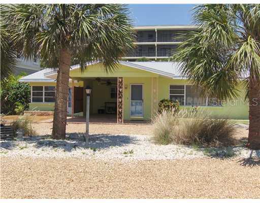 373 Benjamin Franklin Dr., Sarasota, FL 34236