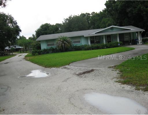 5919 28th Avenue Dr., Bradenton, FL 34208