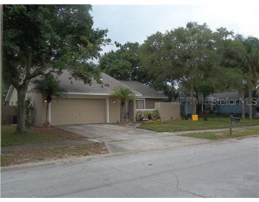 290 Overstreet Ct., Palm Harbor, FL 34683