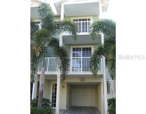 3240 Mangrove Point Dr., Ruskin, FL 33570