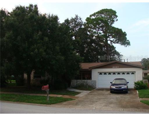 9097 76th Ave., Seminole, FL 33777