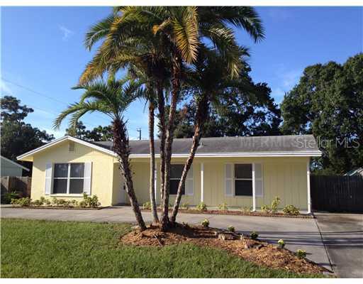 6918 Friendship Dr., Sarasota, FL 34241