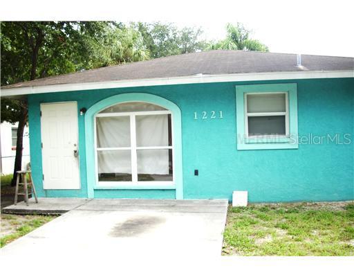 1221 7th Street Ct., Bradenton, FL 34205