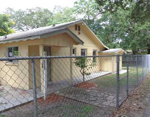 1825 4th St., Sarasota, FL 34236