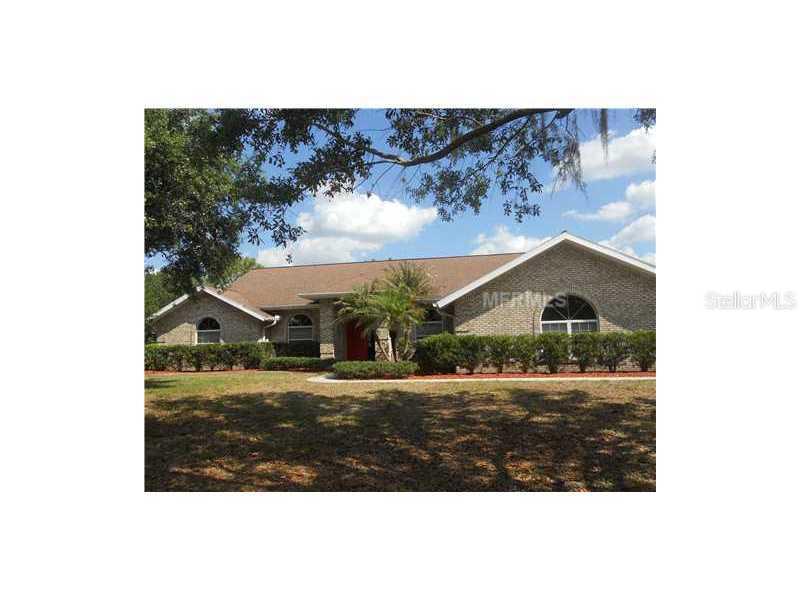 13515 3rd Ave., Bradenton, FL 34212