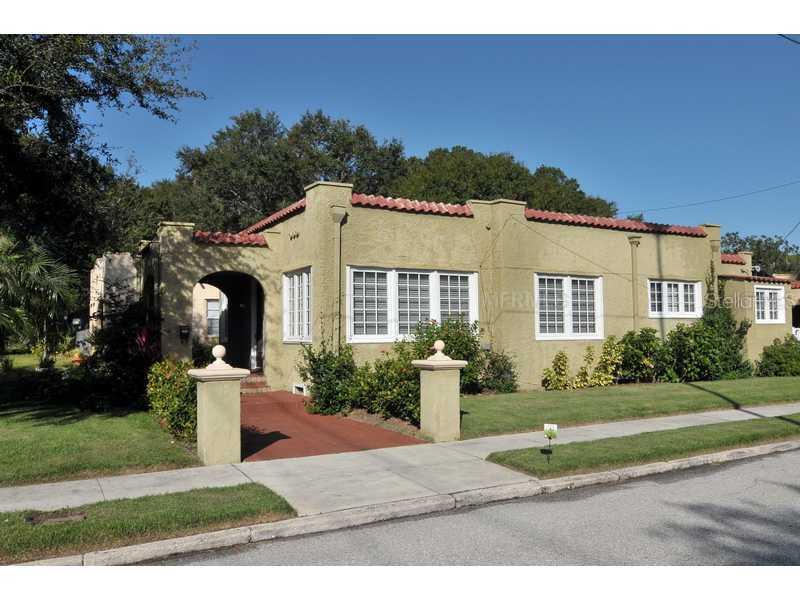 1881 6th St., Sarasota, FL 34236