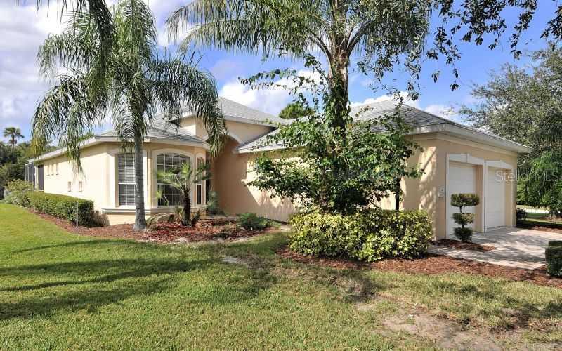 7706 Seven Oaks Dr., Bradenton, FL 34201