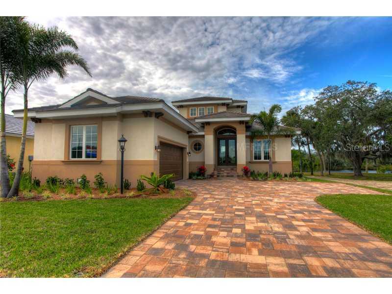 5422 56th Ct., Bradenton, FL 34203