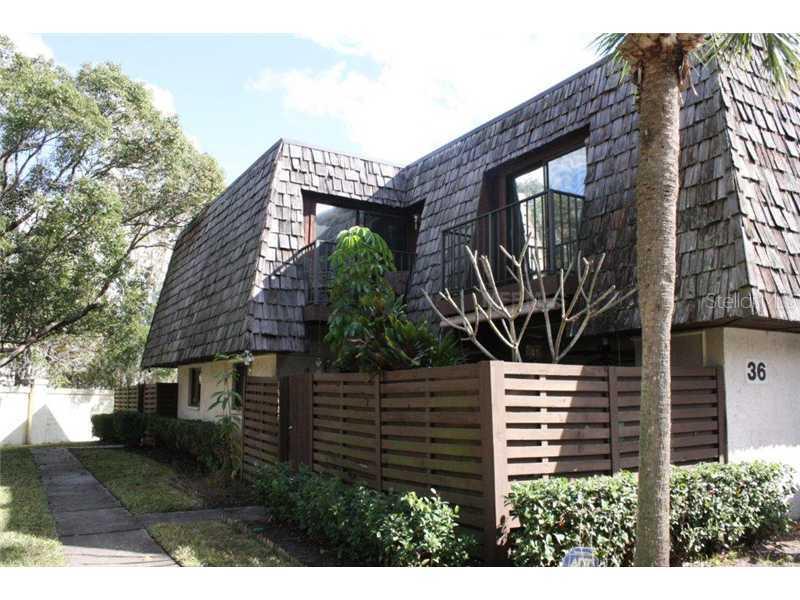 15429 E Pond Woods Dr., Tampa, FL 33618