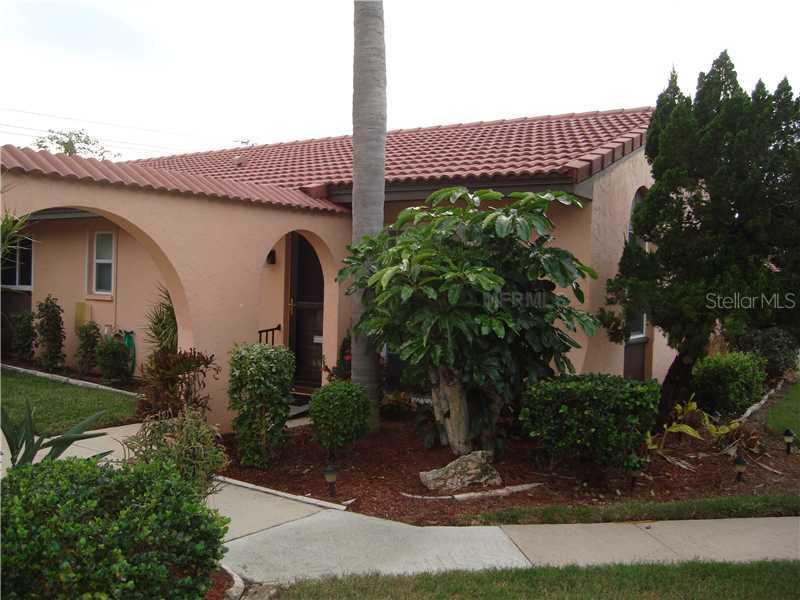 2299 Pueblo Ln. #V-48, Sarasota, FL 34231