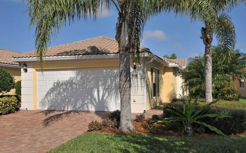 5926 Benevento Dr., Sarasota, FL 34238