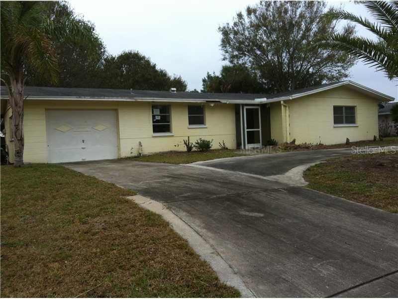 2905 Woodcrest Dr., Sarasota, FL 34239
