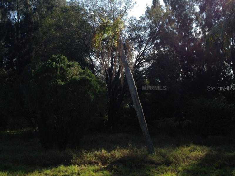 2938 Hawthorne St., Sarasota, FL 34239