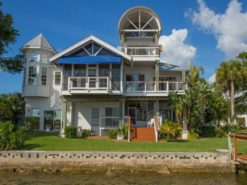 321 Sunrise Dr., Nokomis, FL 34275