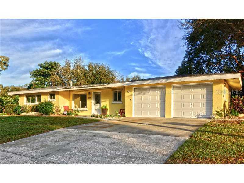 2431 Calamonga Ln., Sarasota, FL 34239
