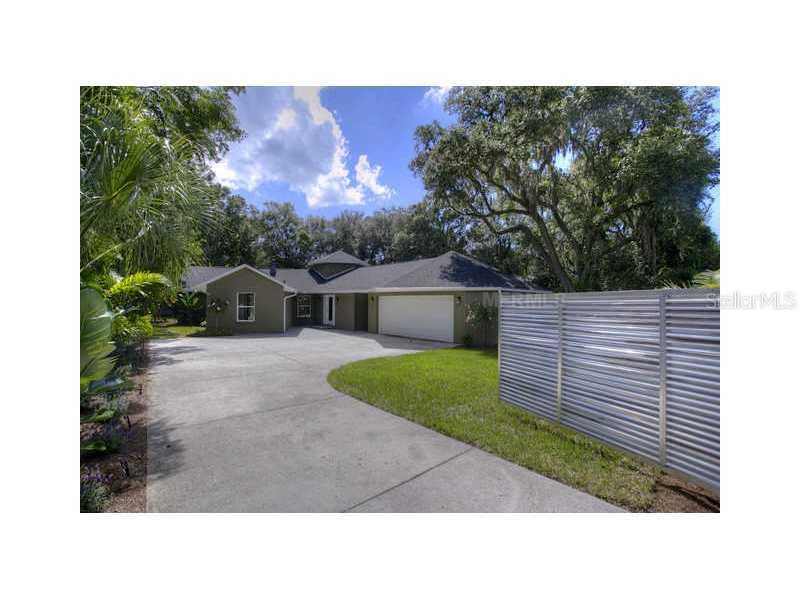 1614 Hansen St., Sarasota, FL 34231