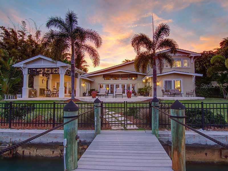 437 Meadow Lark Dr., Sarasota, FL 34236