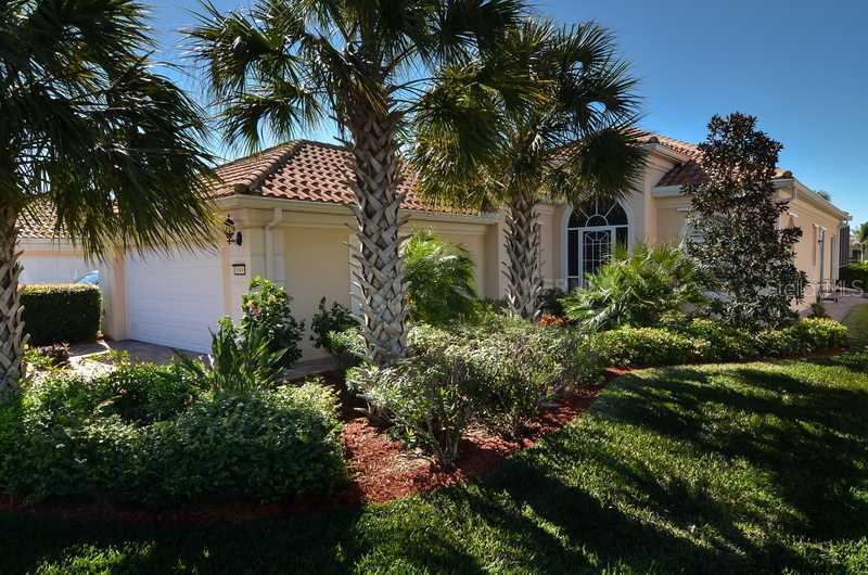 5949 Roseto Pl., Sarasota, FL 34238