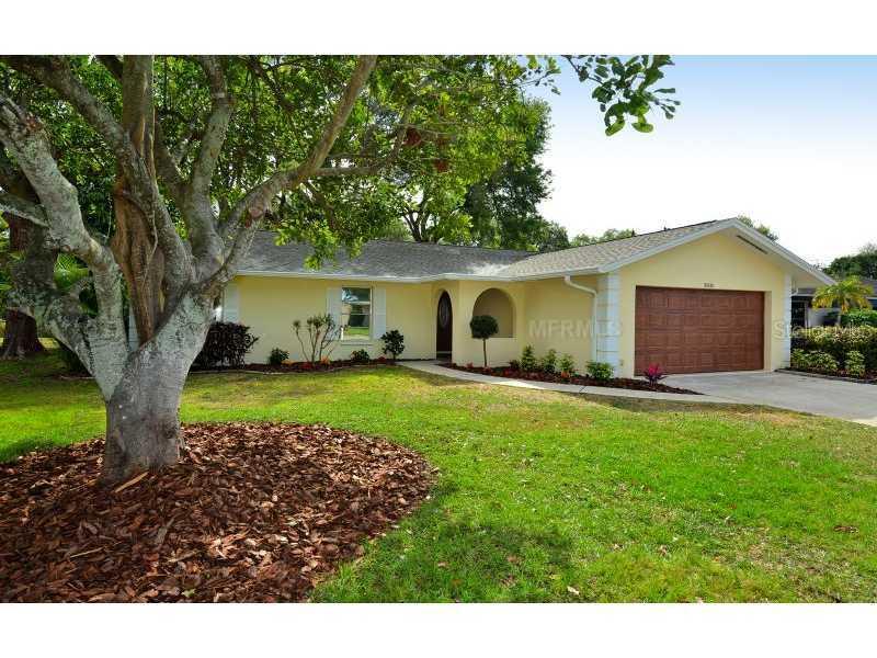 3035 Riviera Dr., Sarasota, FL 34232