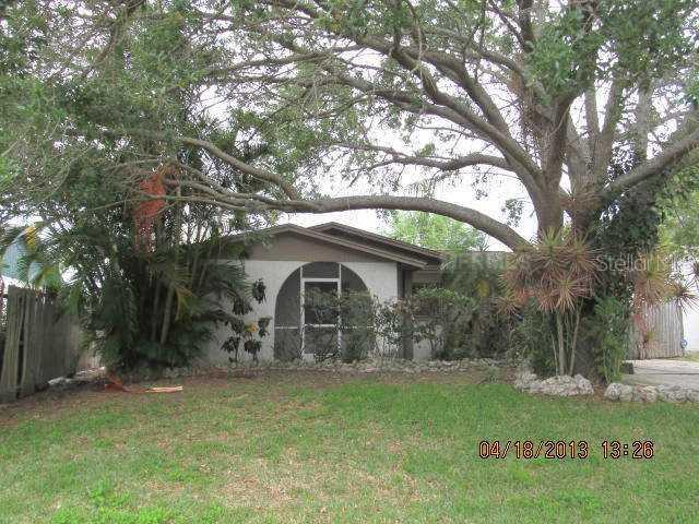 2236 Amanda Dr., Sarasota, FL 34232