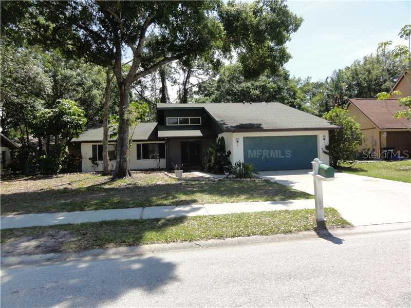 8470 Cypress Lake Cir., Sarasota, FL 34243