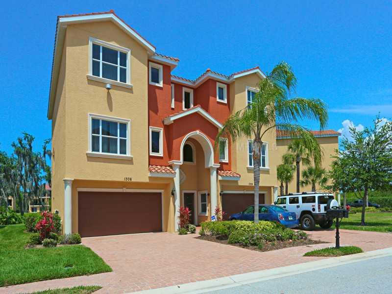 1306 3rd Street Cir., Palmetto, FL 34221