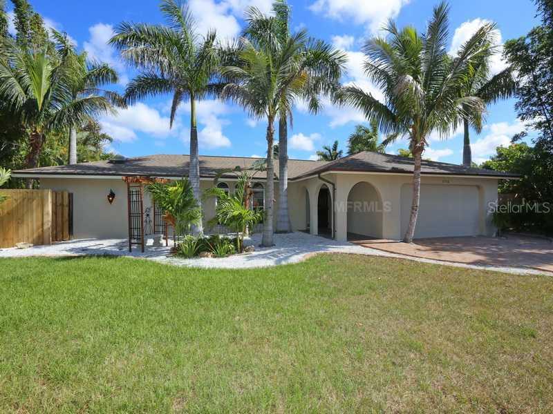1715 Shelburne Ln., Sarasota, FL 34231