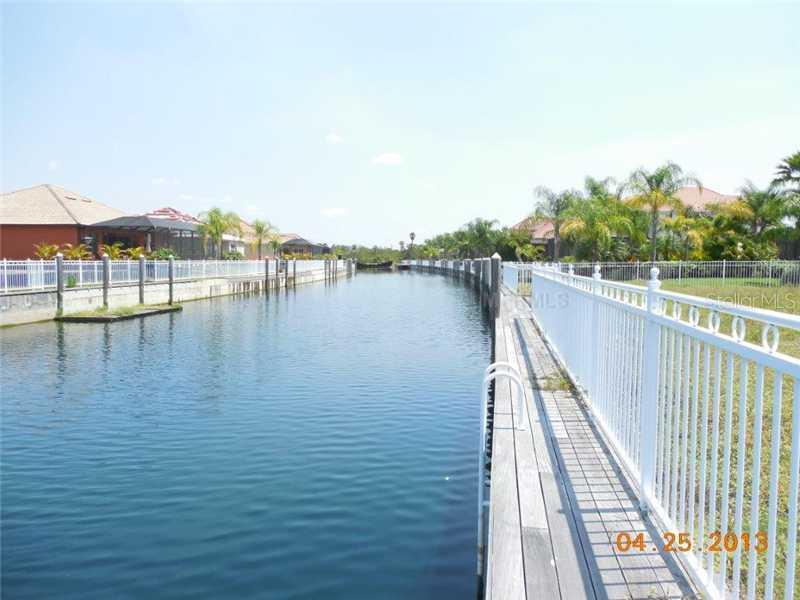 4745 Mainsail Dr., Bradenton, FL 34208