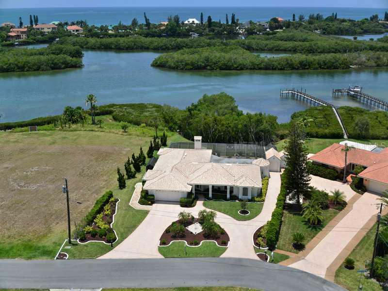 525 S Shore Dr., Osprey, FL 34229