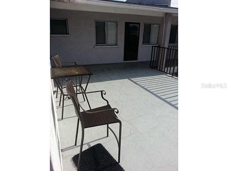 3101 Bee Ridge Rd. #214, Sarasota, FL 34239