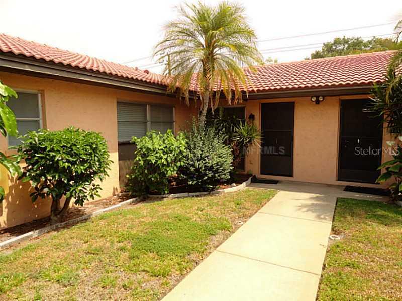 2215 Pueblo Ln. #27, Sarasota, FL 34231