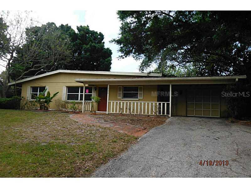 2470 Wisteria St., Sarasota, FL 34239