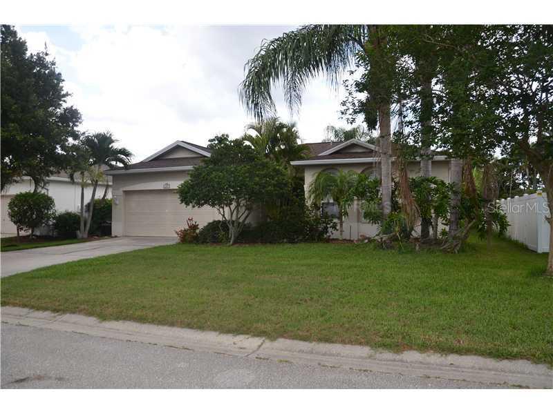205 39th St., Bradenton, FL 34208