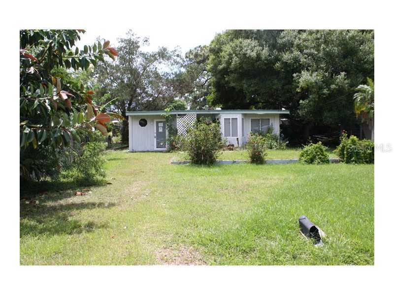 111 Jessica St., Nokomis, FL 34275