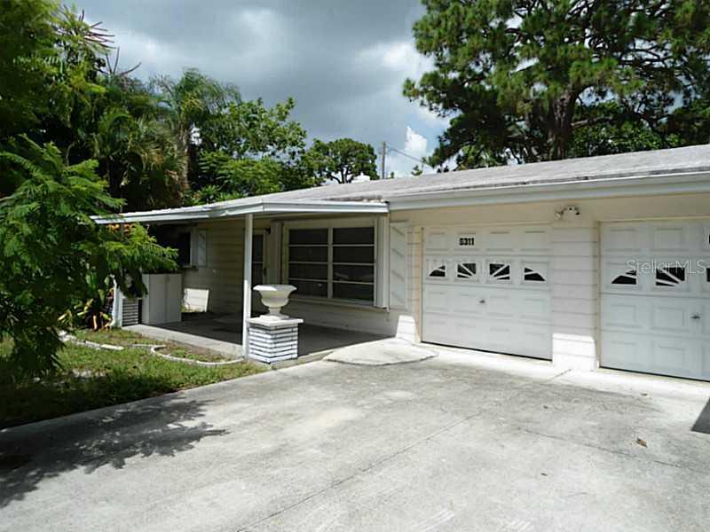 6313 Beechwood Ave., Sarasota, FL 34231