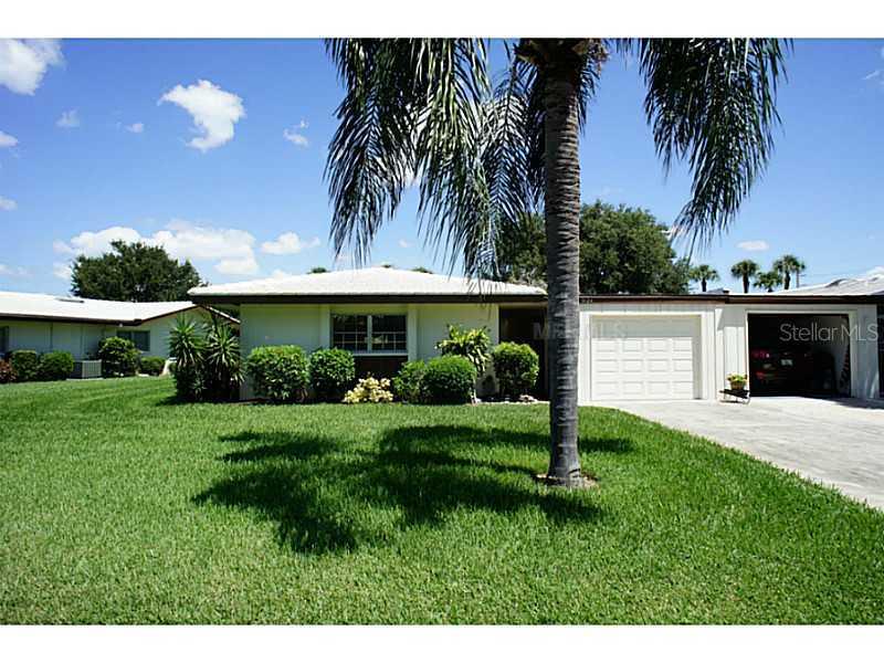 3124 Village Green Dr. #1121, Sarasota, FL 34239